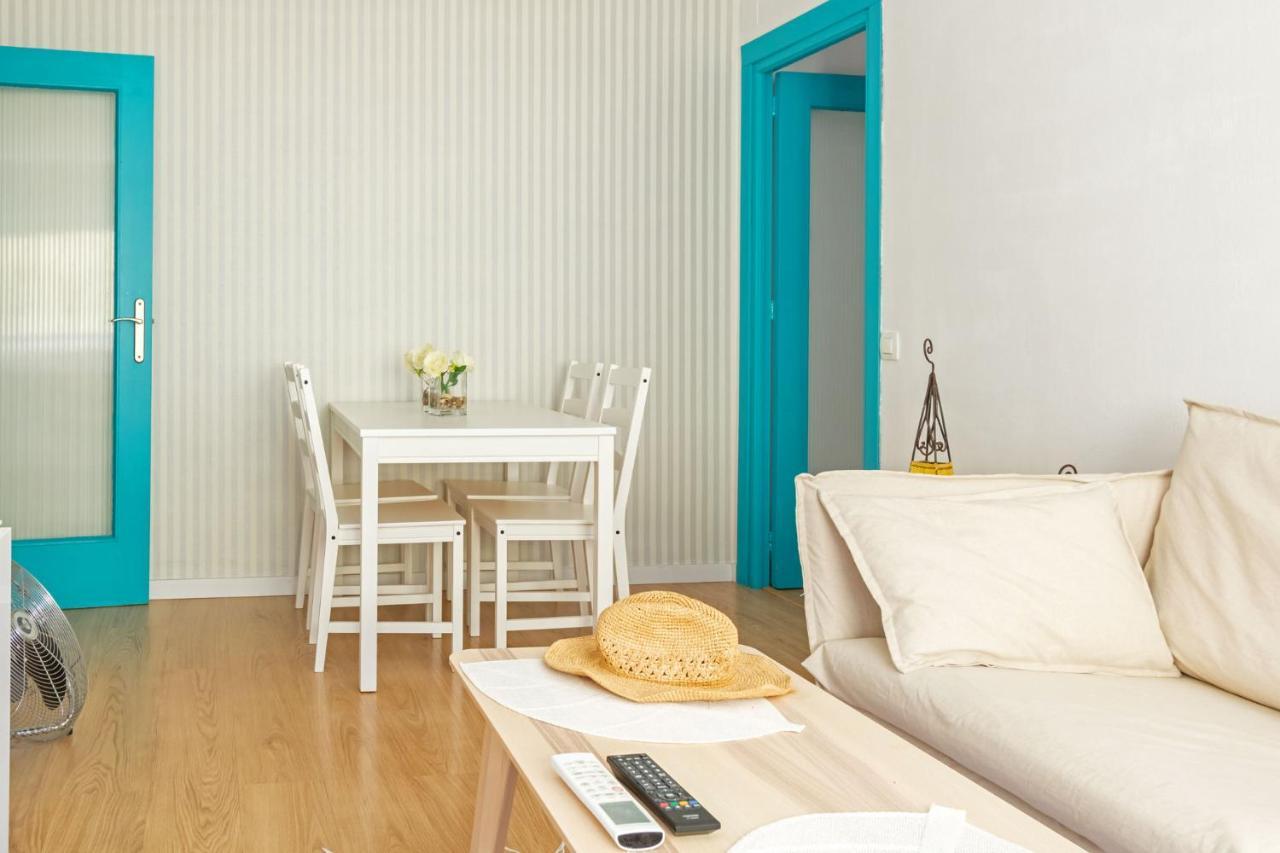 Colours Apartment And Garage Historical Center 4 Pax Sevilla Bagian luar foto
