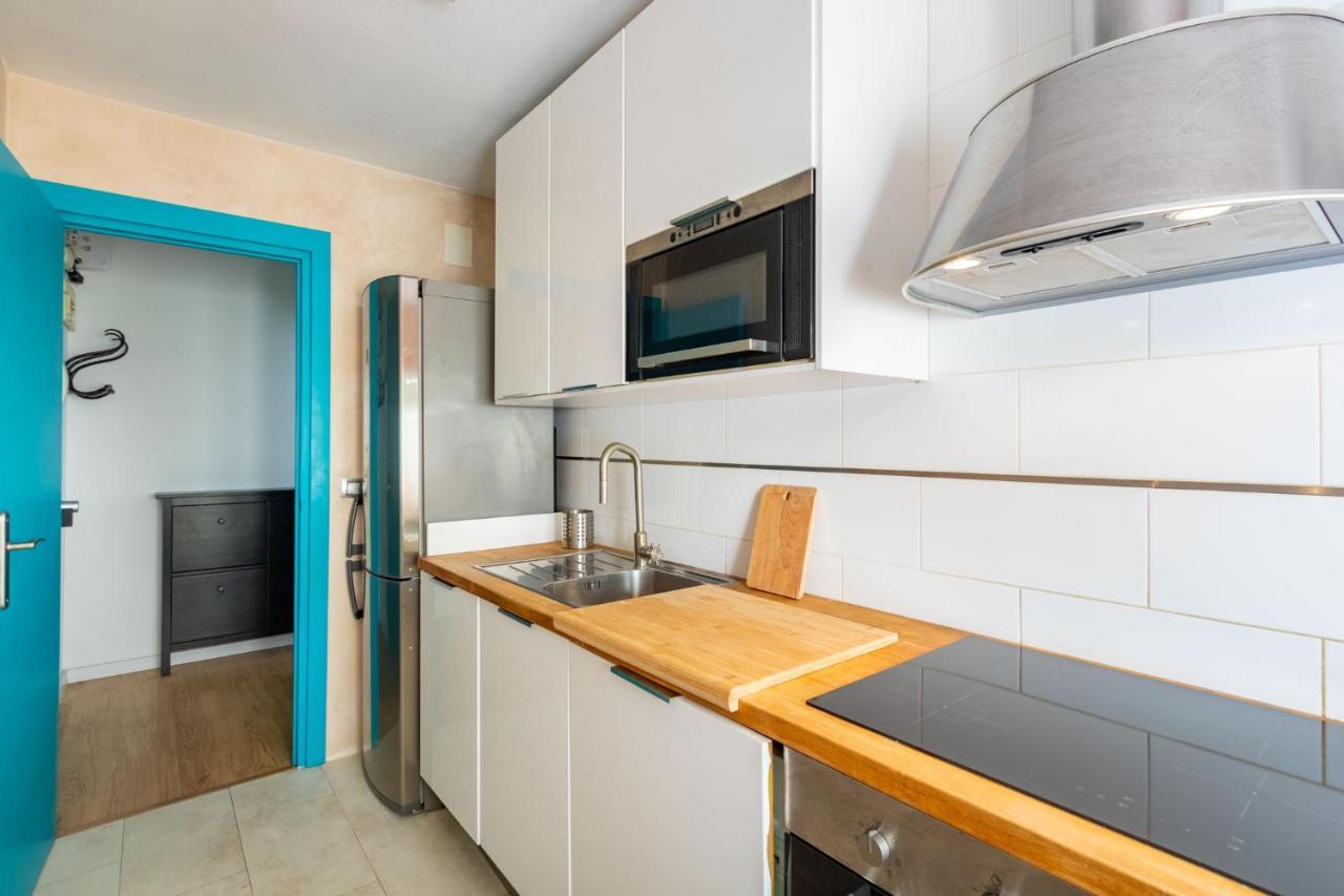 Colours Apartment And Garage Historical Center 4 Pax Sevilla Bagian luar foto