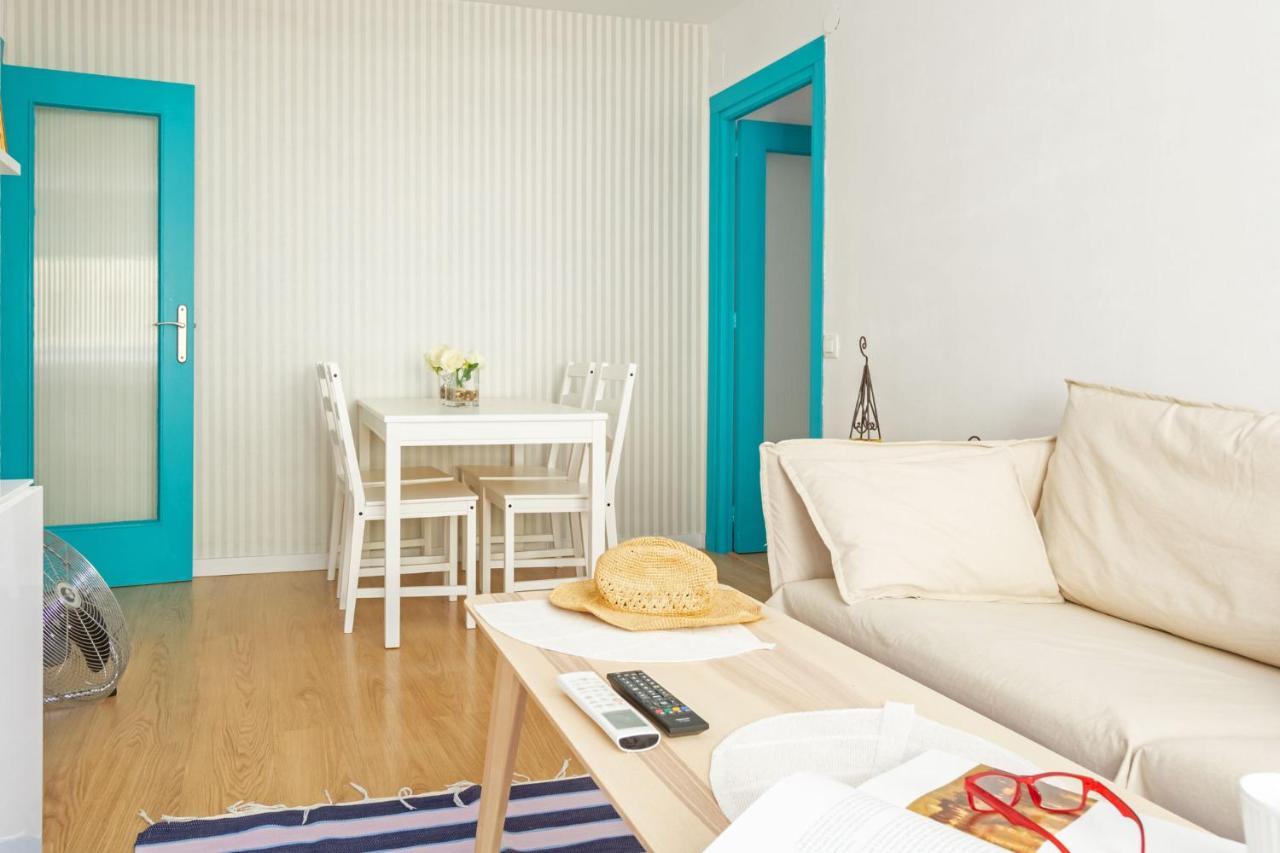Colours Apartment And Garage Historical Center 4 Pax Sevilla Bagian luar foto